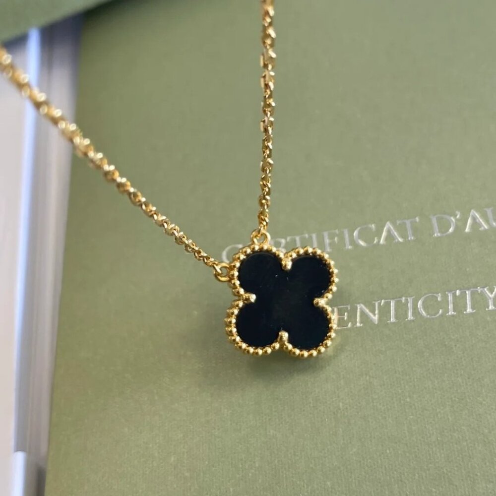 Van Cleef & Arpels Black Onyx Necklace - Picture 2 of 6